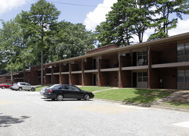 Riverwalk Townhomes in Columbus, GA - Foto de edificio - Building Photo