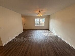 1309 Kensington Place in Gray, TN - Building Photo - Building Photo