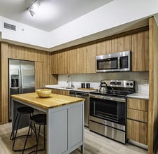 Resia Golden Glades in Miami, FL - Building Photo - Building Photo