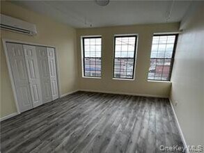 102 North St in Middletown, NY - Building Photo - Building Photo