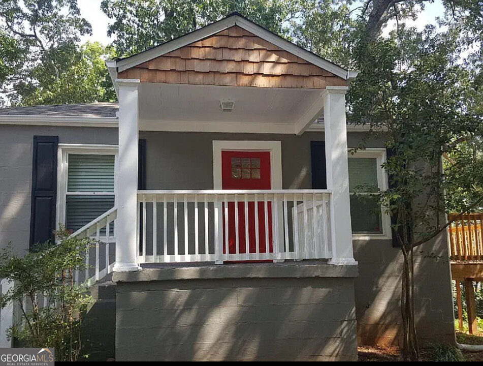 1295 Womack Ave in Atlanta, GA - Building Photo