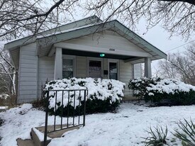 8224 W Main St in Alexandria, KY - Building Photo