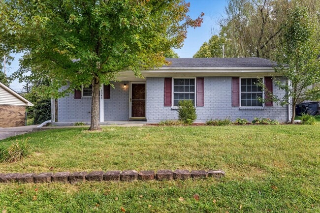 property at 3340 Featherston Dr