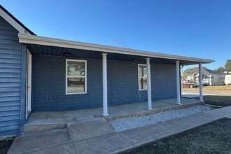 1205 15th St in Hempstead, TX - Building Photo - Building Photo