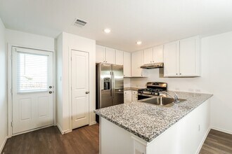 7382 Cultivator Way in San Antonio, TX - Building Photo - Building Photo