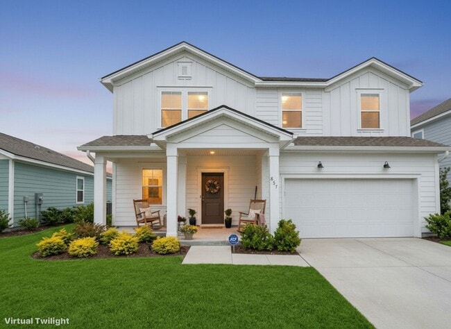 property at 857 Longleaf Dr