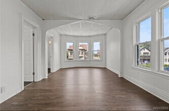 877 Prospect Ave in Buffalo, NY - Building Photo - Building Photo