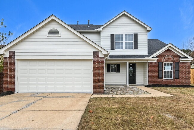 property at 7412 Hunter's Horn Dr