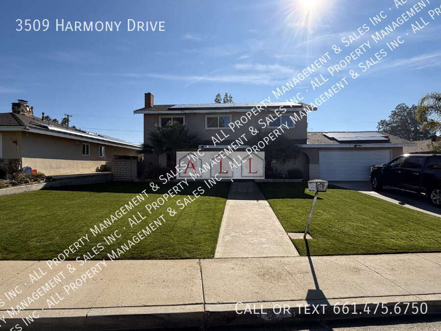 3509 Harmony Dr in Bakersfield, CA - Building Photo