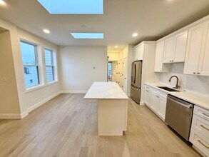 120 Emerson St in Boston, MA - Building Photo - Building Photo