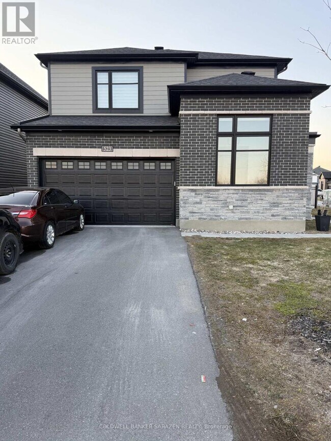 523 Anchor Cir in Ottawa, ON - Building Photo - Building Photo