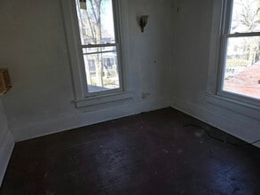 1806 N Peoria Ave in Peoria, IL - Building Photo - Building Photo