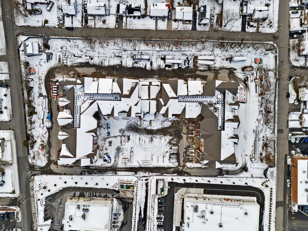 Newport Avenue Apartments in Rumford, RI