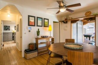 610 Carlisle Blvd SE in Albuquerque, NM - Building Photo - Building Photo