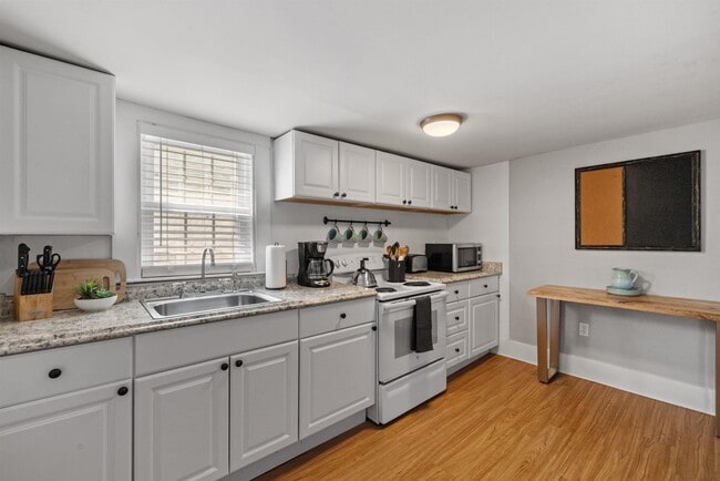 property at 23 Portsmouth Ave