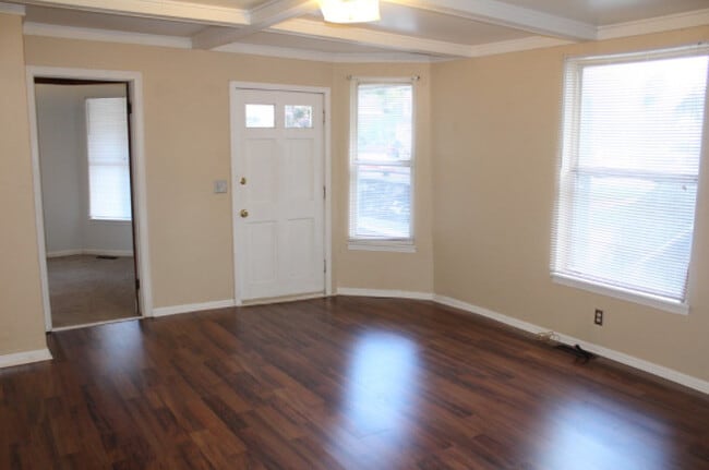 55 Diamond Ave NE, Unit 2