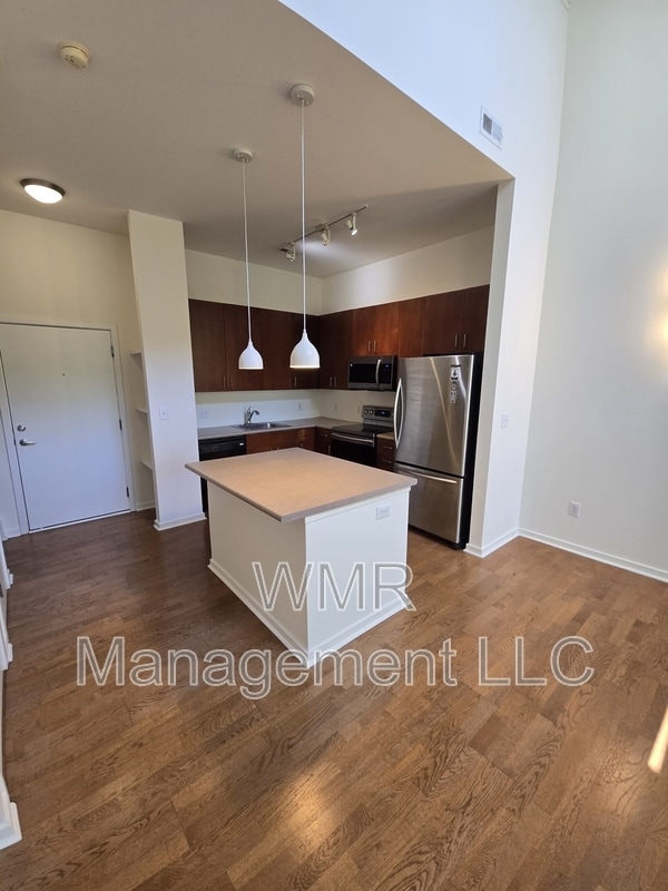 property at 2125 Southend Dr