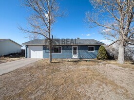 1206 Ashford Dr in Cheyenne, WY - Building Photo