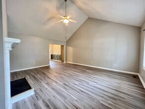 10 Elcock Cir in Irmo, SC - Building Photo - Building Photo