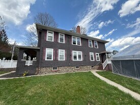 612 Grove St, Unit 2 in Worcester, MA - Building Photo