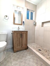 12602 Foxley Dr in Whittier, CA - Building Photo - Building Photo