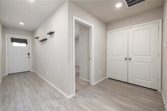 12744 Mirecourt Wy in Schertz, TX - Building Photo - Building Photo