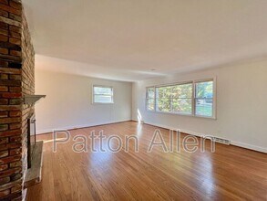 29 Tsali Trail in Asheville, NC - Building Photo - Building Photo