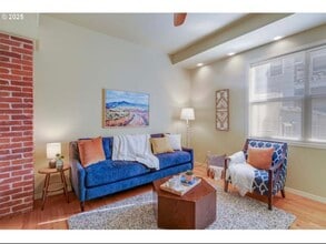 74 NE Sacramento St, Unit 74 in Portland, OR - Building Photo - Building Photo