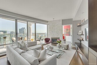 1201 Marinaside Crescent in Vancouver, BC - Building Photo - Building Photo