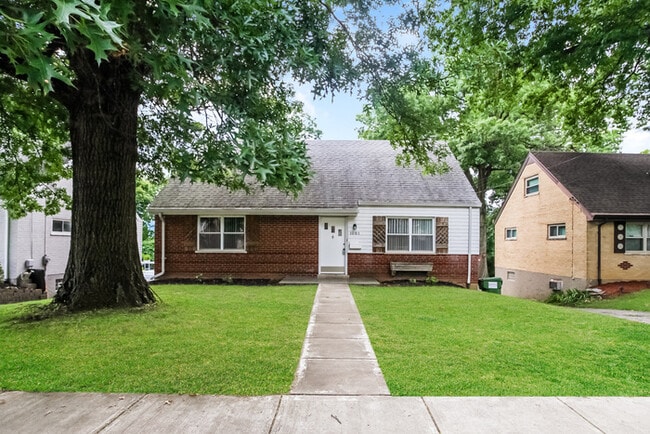 property at 1061 Fashion Ave