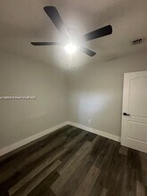 2154 NE 168th St in North Miami Beach, FL - Building Photo - Building Photo