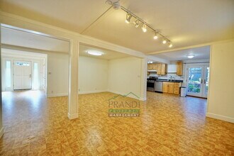 521-523 C St in San Rafael, CA - Building Photo - Building Photo