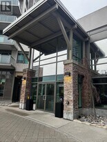 1215 Bayly St in Pickering, ON - Building Photo