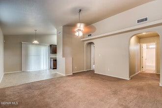 7048 Copper Town Dr in El Paso, TX - Building Photo - Building Photo