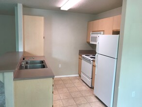 6334 W Corsair Ln, Unit 202 in Boise, ID - Building Photo - Building Photo