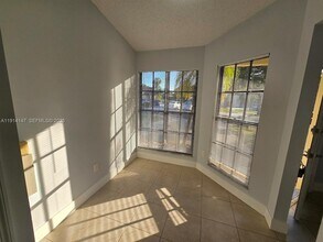 10295 Hidden Springs Ct in Boca Raton, FL - Foto de edificio - Building Photo