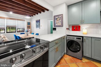 205 Wilson St in Baltimore, MD - Building Photo - Building Photo