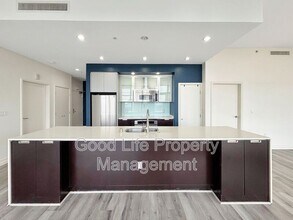 575 Sixth Ave in San Diego, CA - Building Photo - Building Photo
