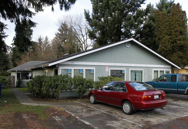 195 1st Ave NW in Issaquah, WA - Building Photo - Building Photo