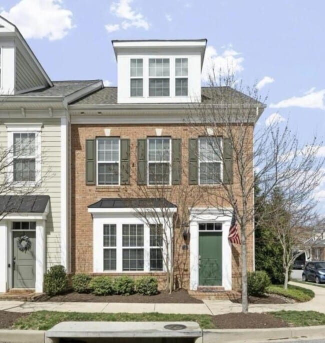 property at 2 Mustang Dr