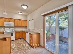6004 Illinois Ln SE in Lacey, WA - Building Photo - Building Photo