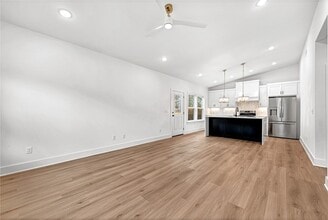 22 Wigtown Ln in Bella Vista, AR - Building Photo - Building Photo