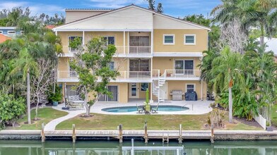 614 Norton St in Longboat Key, FL - Building Photo - Building Photo