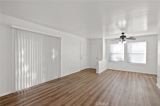 8167 Vineyard Ave in Rancho Cucamonga, CA - Building Photo - Building Photo