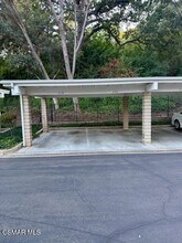 23930 Arroyo Park Dr in Santa Clarita, CA - Building Photo - Building Photo