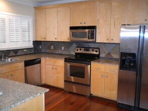 1342 Rutland St in Houston, TX - Building Photo - Building Photo