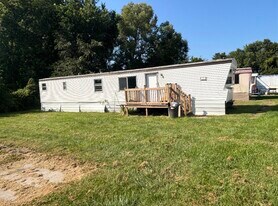 4420 W Ridge Rd, Unit Trailer in Gary, IN - Building Photo