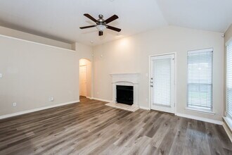 6020 Walleye Dr in Fort Worth, TX - Building Photo - Building Photo