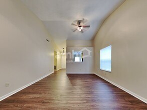 5914 Lakeside Manor Ave in Indianapolis, IN - Building Photo - Building Photo