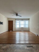 8530 Orcutt Ave in Newport News, VA - Foto de edificio - Building Photo